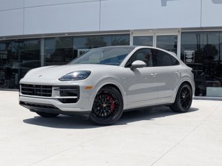 New 2025 Porsche Cayenne S image 1