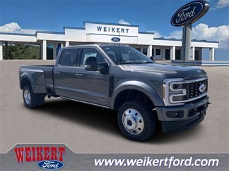 New 2025 Ford F450 Platinum image 1