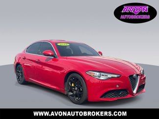 Used 2019 Alfa Romeo Giulia image 1