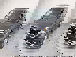 Used 2024 Kia Carnival LX image 1
