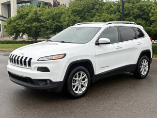 Used 2017 Jeep Cherokee Latitude w/ Cold Weather Group image 1