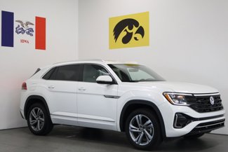Used 2024 Volkswagen Atlas Cross Sport SEL R-Line image 1