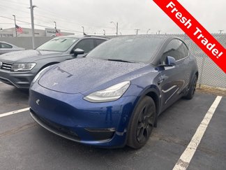 Used 2021 Tesla Model Y Long Range image 1