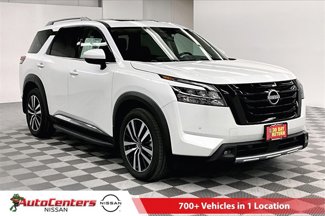 New 2025 Nissan Pathfinder Platinum image 1