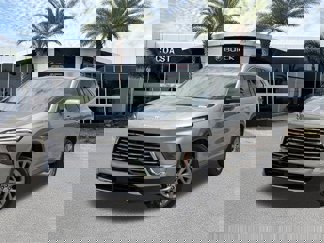 New 2025 Buick Enclave Preferred w/ Power Package image 1
