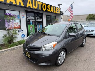Used 2013 Toyota Yaris L image 1