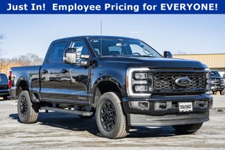 New 2025 Ford F250 Lariat w/ Black Appearance Package image 1