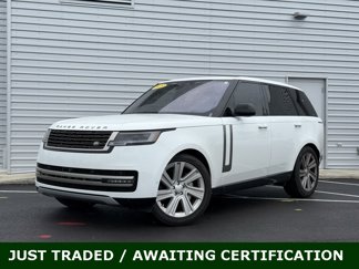 Used 2023 Land Rover Range Rover SE image 1