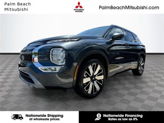 New 2025 Mitsubishi Outlander SEL image 1