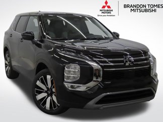 New 2025 Mitsubishi Outlander SE image 1