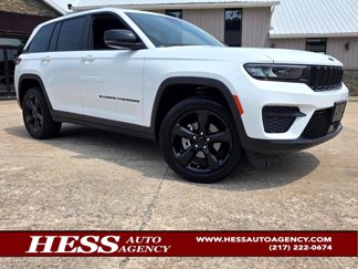 Used 2024 Jeep Grand Cherokee Altitude image 1