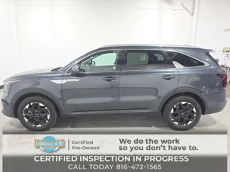 Used 2024 Kia Sorento S image 1