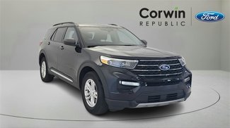 Certified 2023 Ford Explorer XLT w/ Equipment Group 202A image 1