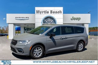 New 2025 Chrysler Pacifica Select image 1