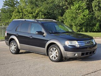 Used 2008 Ford Taurus X SEL image 1