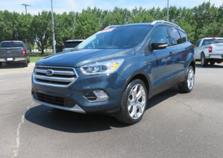 Used 2019 Ford Escape Titanium image 1