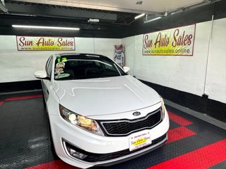 Used 2012 Kia Optima Hybrid w/ Hybrid Premium Technology Pkg image 1