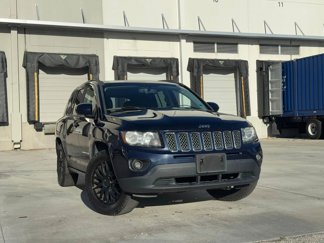 Used 2014 Jeep Compass Latitude image 1