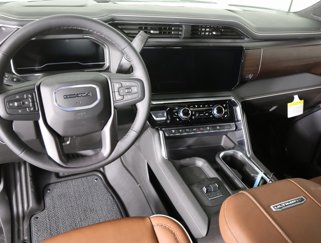 New 2025 GMC Sierra 2500 Denali Ultimate w/ Max Trailering Package image 1