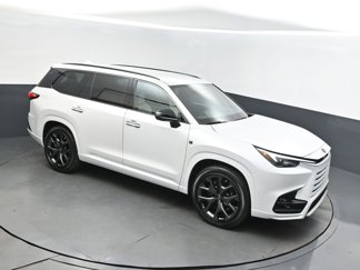New 2025 Lexus TX 500h AWD image 1