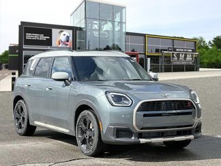 New 2025 MINI Cooper Countryman S w/ Comfort Package Max image 1