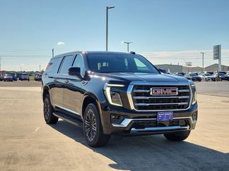 Used 2025 GMC Yukon XL Elevation image 1