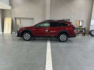 Used 2023 Subaru Outback Premium image 1