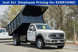 New 2025 Ford F550 4x4 Regular Cab Super Duty image 1