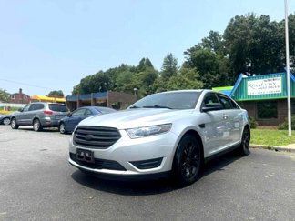 Used 2016 Ford Taurus SEL image 1
