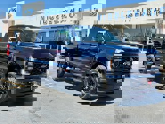 New 2025 Ford F350 Lariat image 1