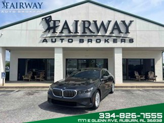 Used 2024 BMW 530i w/ Premium Package image 1