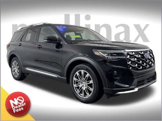 Certified 2025 Ford Explorer Platinum image 1