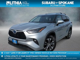 Used 2021 Toyota Highlander XLE image 1