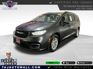 Used 2022 Chrysler Pacifica Touring-L image 1