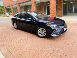 Used 2021 Toyota Camry LE image 1