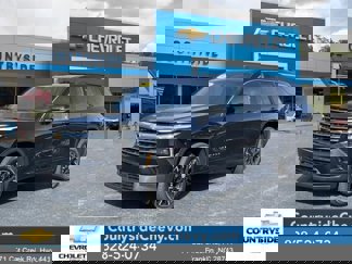 New 2025 Chevrolet Traverse LT w/ Enhanced Driving Package image 1
