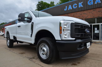 New 2025 Ford F250 XL image 1