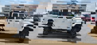 New 2025 Jeep Gladiator Sport image 1
