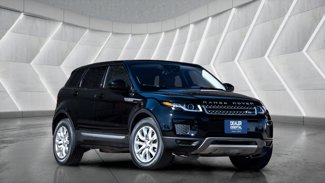 Used 2019 Land Rover Range Rover Evoque SE image 1