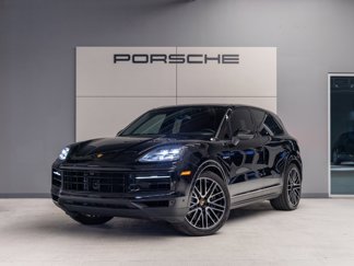 Used 2024 Porsche Cayenne image 1