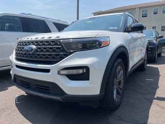 Certified 2022 Ford Explorer XLT w/ Equipment Group 202A image 1