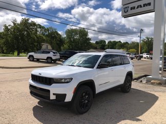 New 2025 Jeep Grand Cherokee L Altitude image 1