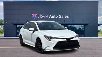 Used 2021 Toyota Corolla LE image 1