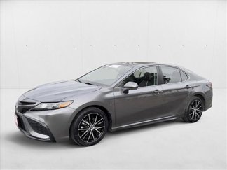 Used 2022 Toyota Camry SE video 1