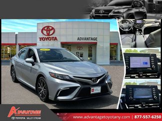 Used 2023 Toyota Camry SE image 1