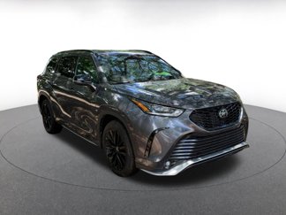 Used 2024 Toyota Highlander XSE image 1