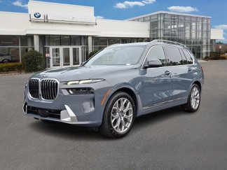 Used 2025 BMW X7 xDrive40i image 1