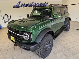 New 2025 Ford Bronco Outer Banks w/ Sasquatch Package image 1