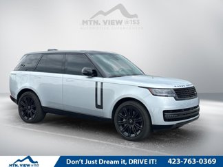 Used 2024 Land Rover Range Rover SE image 1