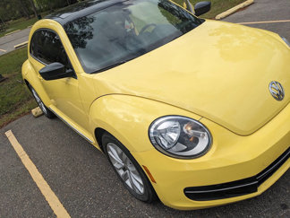 Used 2014 Volkswagen Beetle TDI image 1